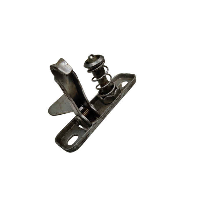 Meccanismo di blocco del cofano superiore per Volvo 140 164, articolo 1213454, prodotto usato.