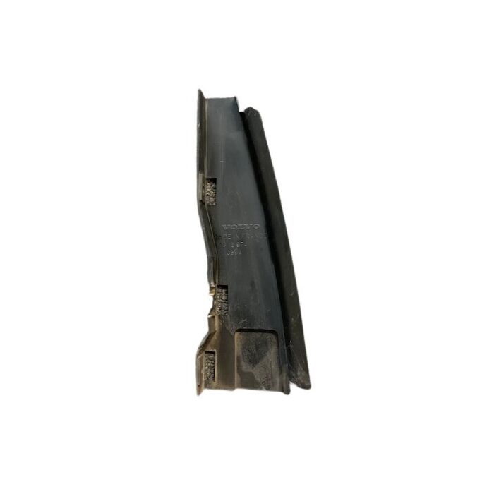 Piastra di copertura faro destro, Telaio faro destro, Volvo 200 240, 1312974, Usato