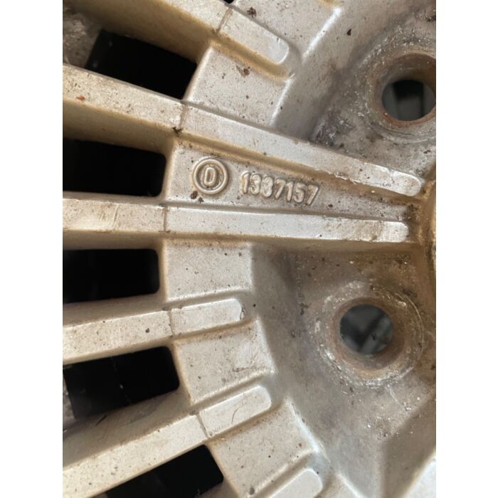 Velgen set Corona volvo 240 244 245 14 inch