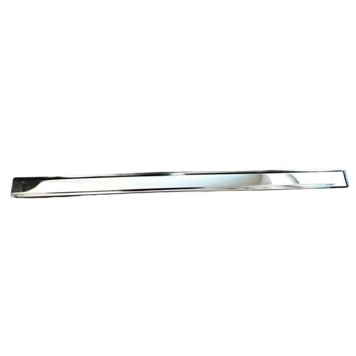 Sierlijst ruit links achter portier 245 240 144 145 164  4-deurs 260 5-deurs 260 4 drs verchroomd