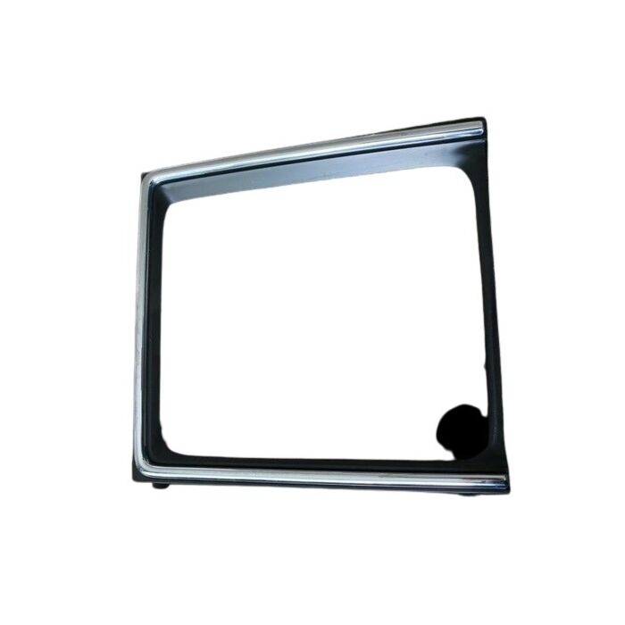 Frame rand linksvoor 240 koplamp zwart kunststof met chrome sierlijst vierkant