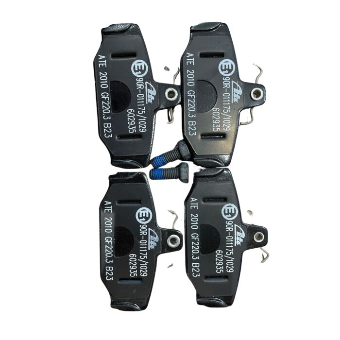 Rem blokken set achter multilink volvo Volvo 700 850 900 S70 S90 V90 (-1998) V70 (-2000) V70 XC (-2000) 960 740 760 940 V70 V90 S90 850 origineel volvo