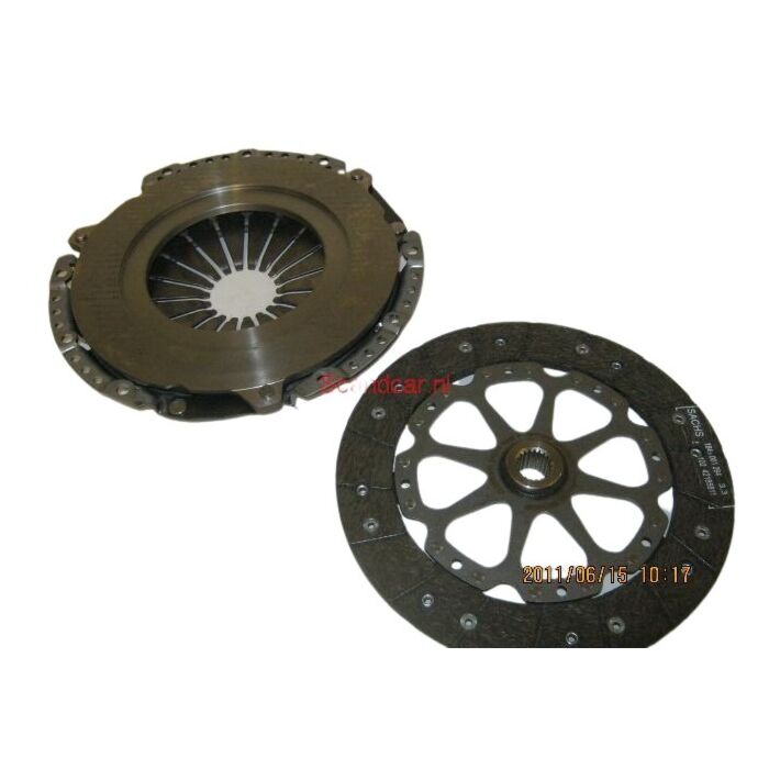 Koppeling set 940  turbo M90  plaat +drukgroep +druklager  240mm diam  271950