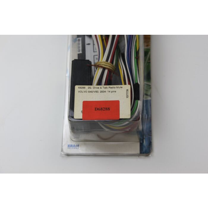 Nome del prodotto: "Adattatore Silenzio Radio per Volvo S40/V50 2004+"

Descrizione breve: "Facilita le chiamate in auto, 14 pin, codice 68288"