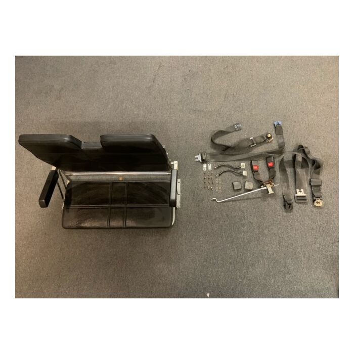 Terzo sedile 245 Incl. Cinture + Kit di montaggio, Sedile posteriore, Posto posteriore, Volvo 240 Station & 245, Prodotto usato