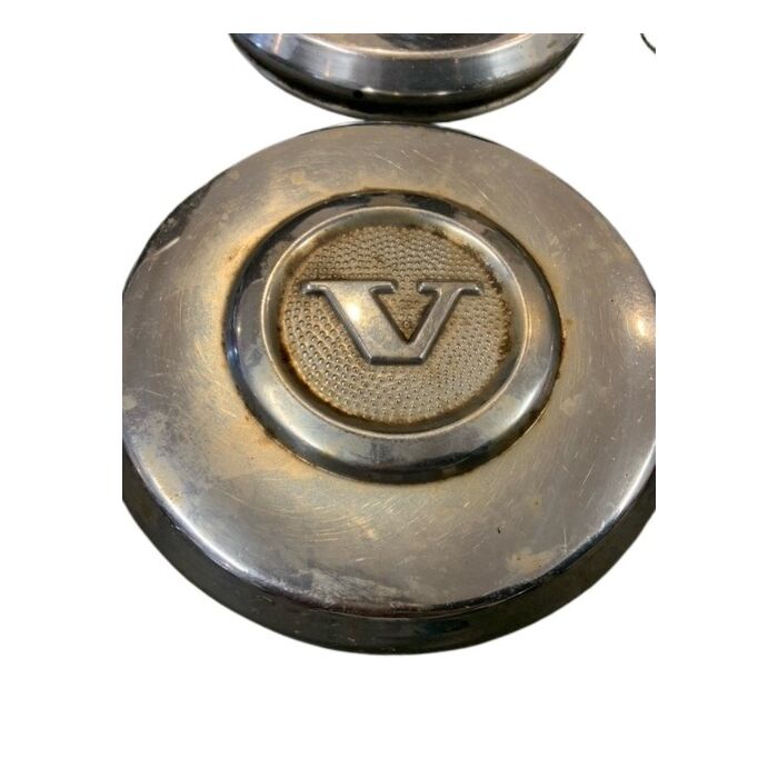 Copricerchio Volvo, Set 4 pezzi, Coprimozzo, Cappuccio mozzo, Copricerchio, Cappuccio mozzo, Originale Volvo, Serie Volvo 240, 242, 244, 245 1975-1984, Usato.