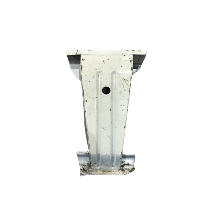 Pannello dello slot valigia berlina Volvo 140, prodotto usato