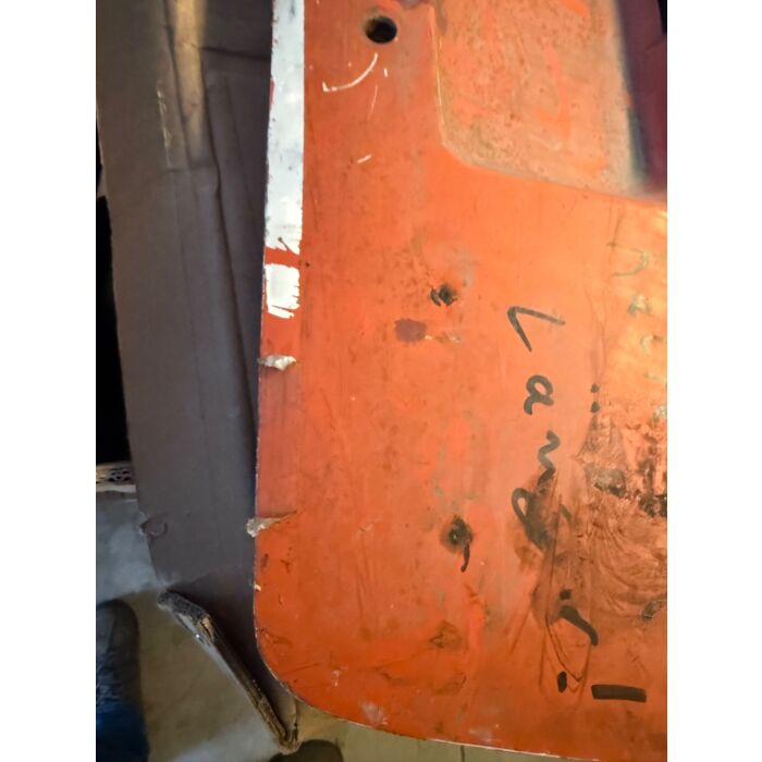 Portellone Volvo 240 modello vecchio rosso