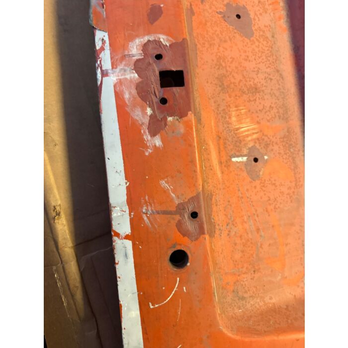 Portellone Volvo 240 modello vecchio rosso