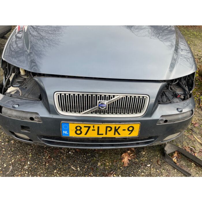 Paraurti anteriore Volvo V70 colore blu 466