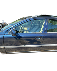 deur portier links voor volvo  V70 blauw metallic 446 bestuurderskant