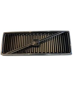 Griglia Volvo 740 con emblema usata