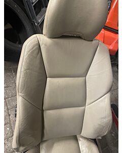 volvo V70 S60 voorstoelen en achterbank leer set interieurbekleding leder beige