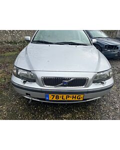 voorbumper volvo  V70 zilver grijs kleur 426