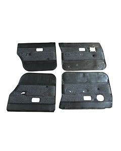 Set di pannelli porta Volvo 240 colore pepe e sale. Numero di parte P-en-Zdeurpaneelset240. Prodotto usato.