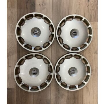 Copricerchio Volvo, Set, 16 Pollici, Copriruota, Tappo Mozzo, Volvo C70/S60/S70/V70/S80/S90/V90/V70XC/XC70, 31201866, Usato