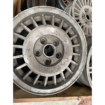 Velgen set  volvo 240 244 245 14 inch GLE 