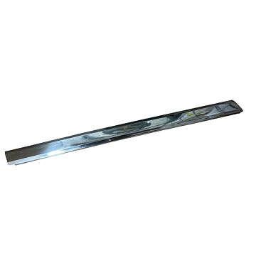 Sierlijst ruit rechts achter portier achterste 245 240 144 145 164  4-deurs 260 5-deurs 260 4 drs verchroomd